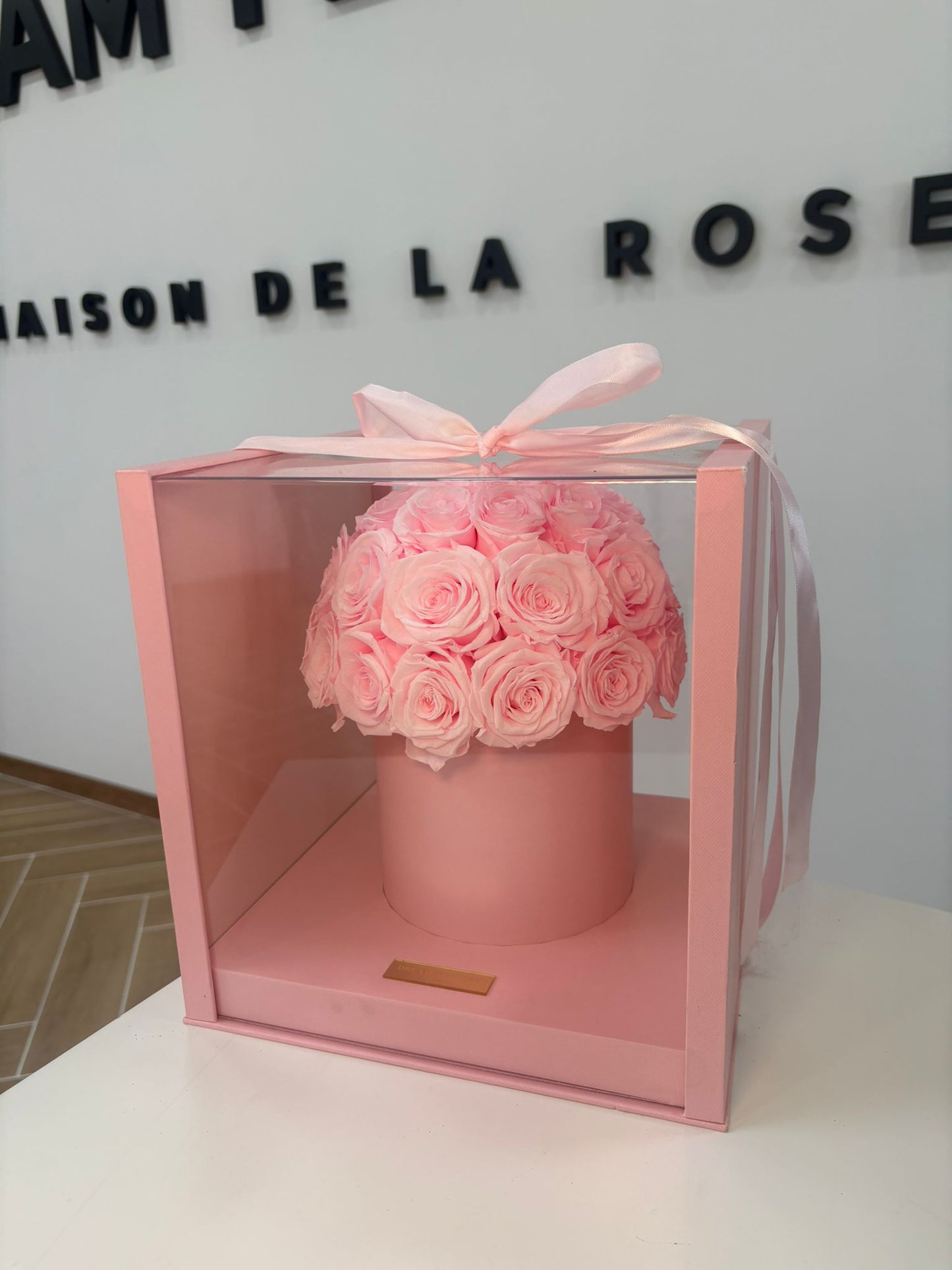 Boîte rose éternelle