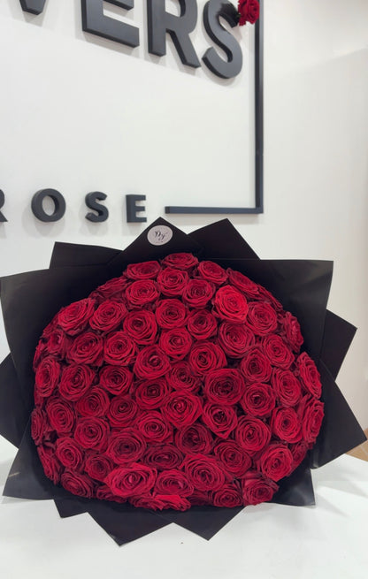 Bouquet of 100 roses